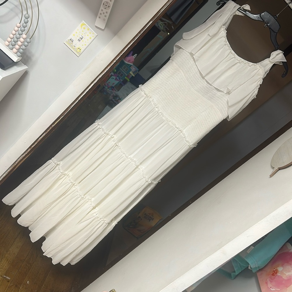 White Maxi